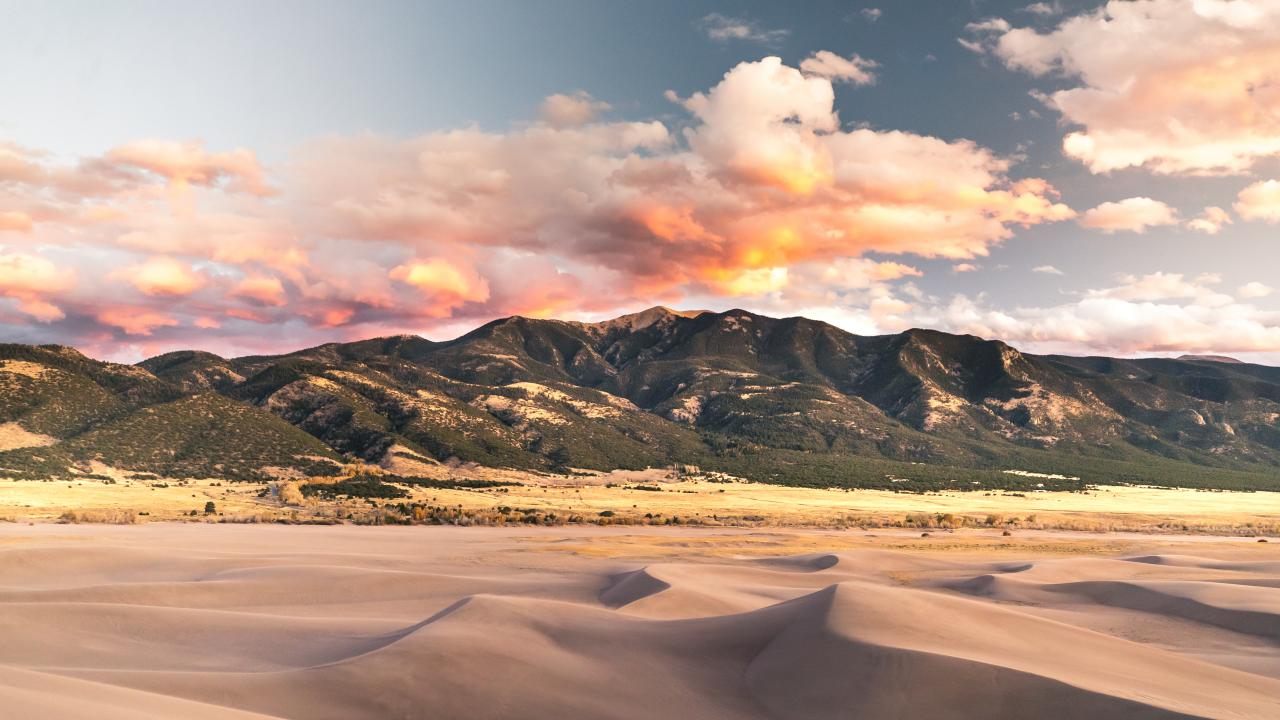 Beautiful Destinations_United Stories_Colorado_October_SanDunes_park2 