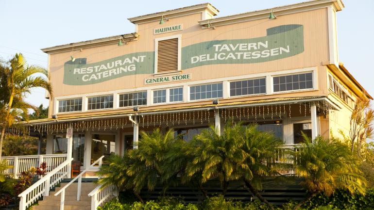 Chef Bev Gannon’s Hali'imaile General Store offers award-winning Hawaiʻi regional cuisine. Chef Bev Gannon’s Hali'imaile General Store offers award-winning Hawaiʻi regional cuisine.