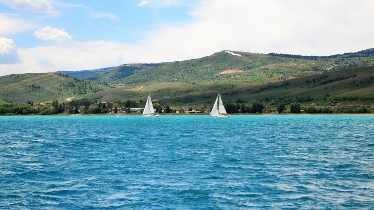 Sailing on Bear Lake Sailing on Bear Lake