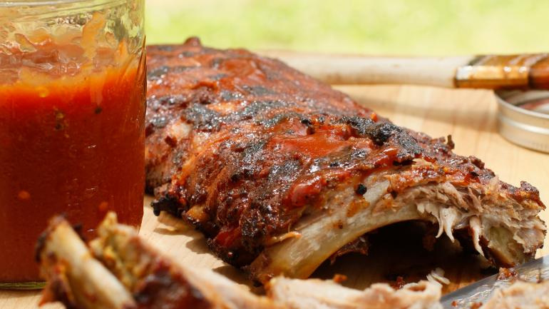 It's okay to get saucy in Memphis — this city is known for its incredible barbecue! It's okay to get saucy in Memphis — this city is known for its incredible barbecue!