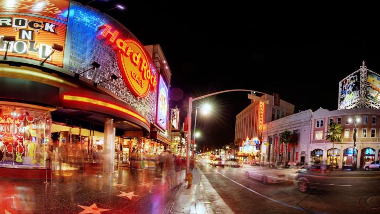 Family-friendly restaurants in Los Angeles include the Hard Rock Café on Hollywood Boulevard. Family-friendly restaurants in Los Angeles include the Hard Rock Café on Hollywood Boulevard.