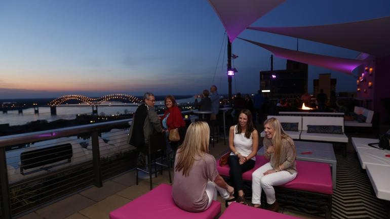 Twilight at Sky Terrace au Madison Hotel Twilight at Sky Terrace au Madison Hotel