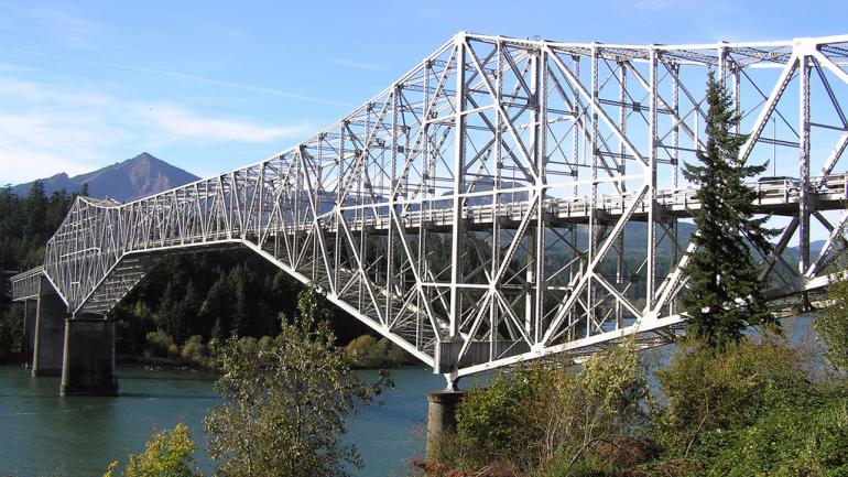 This Pacific Crest Trail landmark connects northern Oregon to southern Washington state, offering hikers a way across the Columbia River. This Pacific Crest Trail landmark connects northern Oregon to southern Washington state, offering hikers a way across the Columbia River.