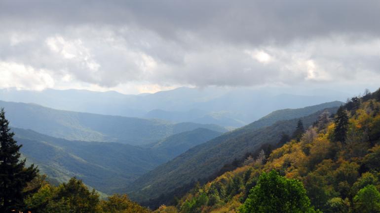 The Oconaluftee Valley Overlook The Oconaluftee Valley Overlook
