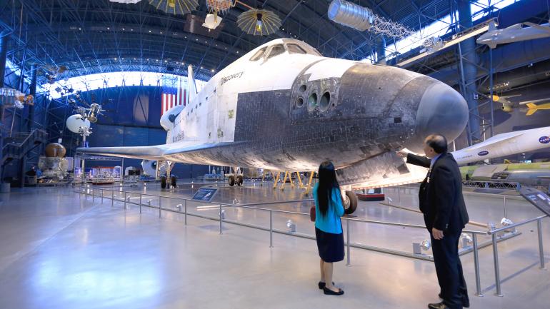 Viewing the Space Shuttle Discovery at The National Air and Space Museum Viewing the Space Shuttle Discovery at The National Air and Space Museum