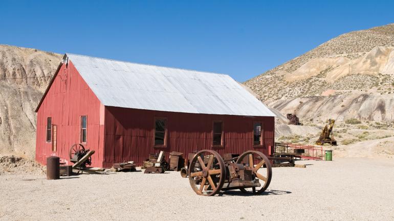Mine and equipment in Tonopah, Nevada Mine and equipment in Tonopah, Nevada