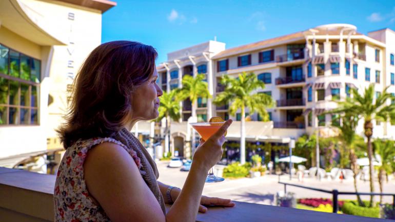 Between shopping and gallery-hopping, enjoy a cocktail at the Mercato Between shopping and gallery-hopping, enjoy a cocktail at the Mercato