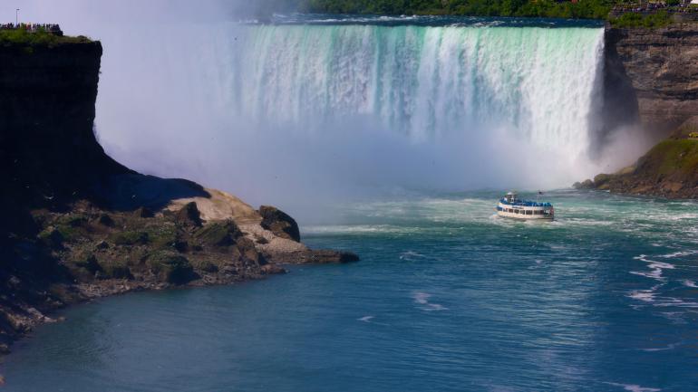 Maid of the Mist tour, Niagara Falls Maid of the Mist tour, Niagara Falls