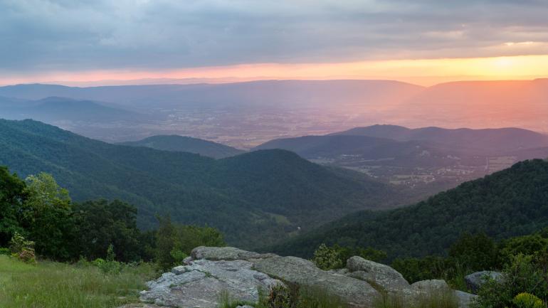 Gorgeous sunset views at Shenandoah National Park Gorgeous sunset views at Shenandoah National Park