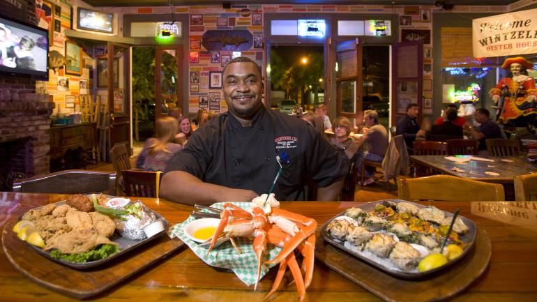 Dining on fresh seafood at Wintzell's Oyster House in Mobile Dining on fresh seafood at Wintzell's Oyster House in Mobile