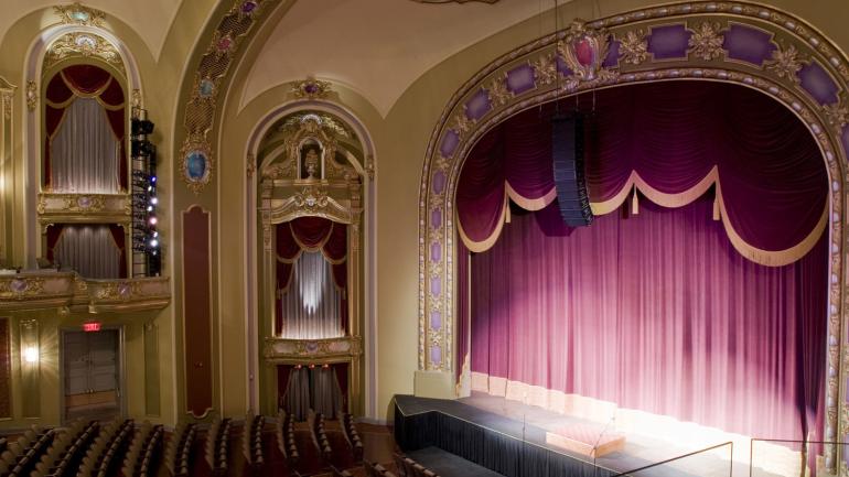 Box-seat view of The Missouri Theatre’s ornate interior Box-seat view of The Missouri Theatre’s ornate interior