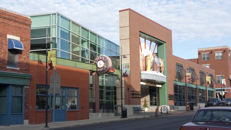 Visiting Kansas City’s historic jazz district at 18th Street and Vine Visiting Kansas City’s historic jazz district at 18th Street and Vine