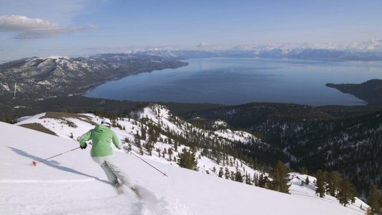 Fantastic views of Lake Tahoe from Heavenly Mountain Resort’s slopes Fantastic views of Lake Tahoe from Heavenly Mountain Resort’s slopes
