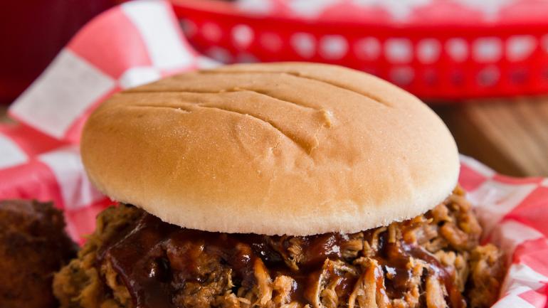 Q2U BBQ sandwich in Lake Wylie, South Carolina Q2U BBQ sandwich in Lake Wylie, South Carolina