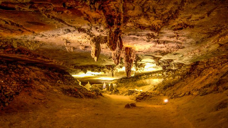 Beautiful caverns in Mammoth Cave National Park Beautiful caverns in Mammoth Cave National Park