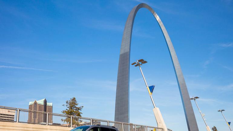 The Gateway Arch, the USA’s tallest monument at 192 meters, in St. Louis, Missouri The Gateway Arch, the USA’s tallest monument at 192 meters, in St. Louis, Missouri