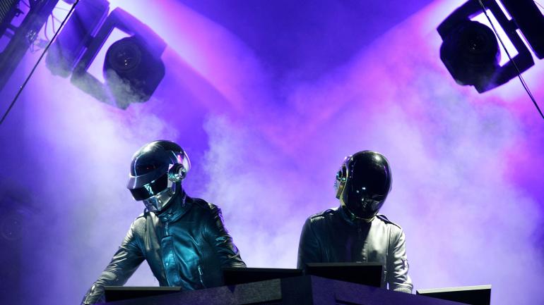 Daft Punk, among the definitive EDM artists in the 1990s, still performing today Daft Punk, among the definitive EDM artists in the 1990s, still performing today