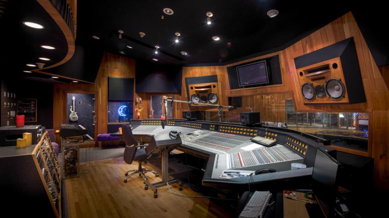 Inside Prince’s recording studio at Paisley Park in Chanhassen, Minnesota Inside Prince’s recording studio at Paisley Park in Chanhassen, Minnesota
