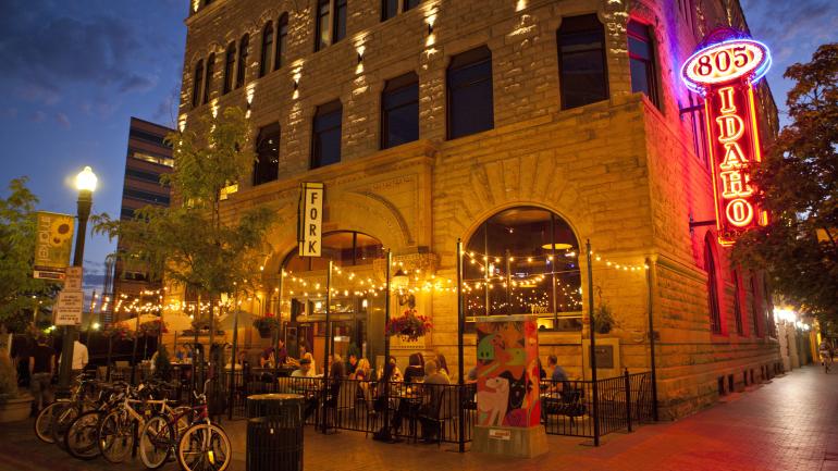 Al fresco dining at Fork Restaurant in downtown Boise, Idaho Al fresco dining at Fork Restaurant in downtown Boise, Idaho