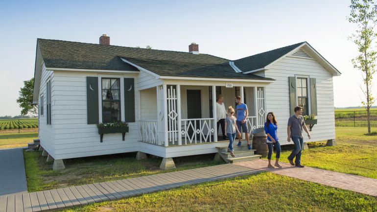 Exploring the Johnny Cash Boyhood Home in Dyess, Arkansas Exploring the Johnny Cash Boyhood Home in Dyess, Arkansas