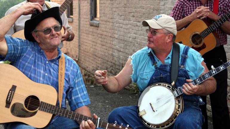 Bluegrass performers in Mount Airy Bluegrass performers in Mount Airy