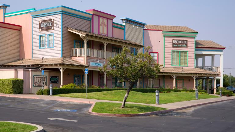 Buck Owens’ Crystal Palace, a Bakersfield country music institution Buck Owens’ Crystal Palace, a Bakersfield country music institution