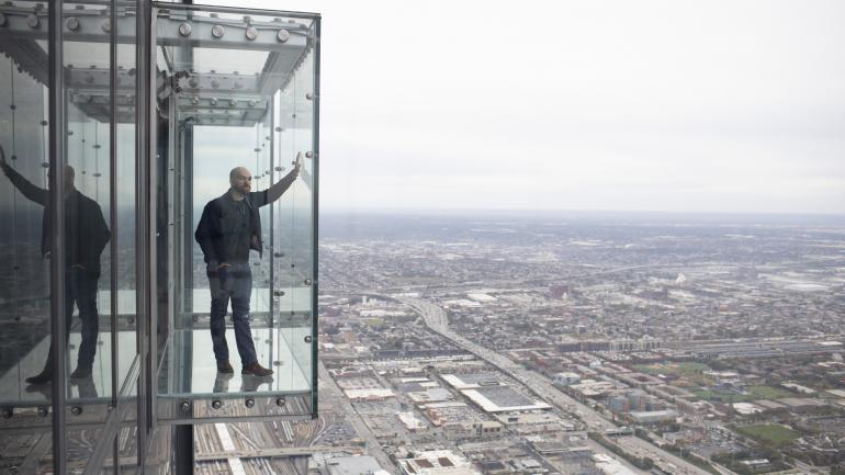 Taking in the thrilling views from Skydeck Chicago Taking in the thrilling views from Skydeck Chicago