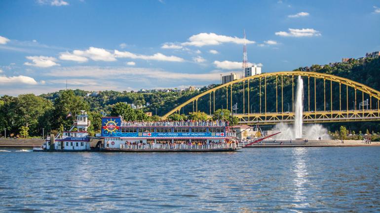 A tour boat on the river in Pittsburgh, Pennsylvania A tour boat on the river in Pittsburgh, Pennsylvania