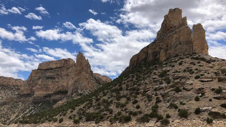 Towering rock formations in Bighorn Canyon Towering rock formations in Bighorn Canyon