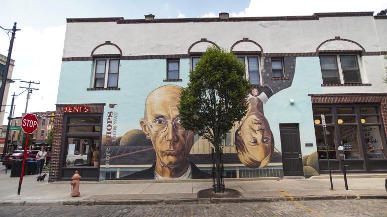 Public art and local shops in the Short North Arts District of Columbus, Ohio Public art and local shops in the Short North Arts District of Columbus, Ohio