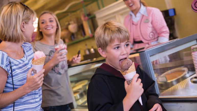 Florean Fortescue’s Ice-Cream Parlour at The Wizarding World of Harry Potter™ - Diagon Alley™