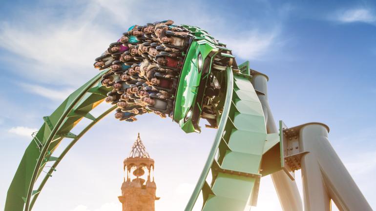 Universal’s Islands of Adventure 的 The Incredible Hulk Coaster® 过山车 Universal’s Islands of Adventure 的 The Incredible Hulk Coaster® 过山车