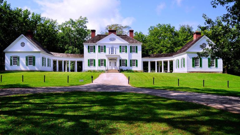 The Blennerhassett Mansion in Blennerhassett Island Historical State Park in Parkersburg, West Virginia The Blennerhassett Mansion in Blennerhassett Island Historical State Park in Parkersburg, West Virginia