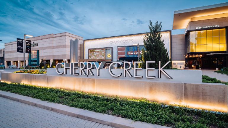 Entrance to the Cherry Creek Shopping Center Entrance to the Cherry Creek Shopping Center