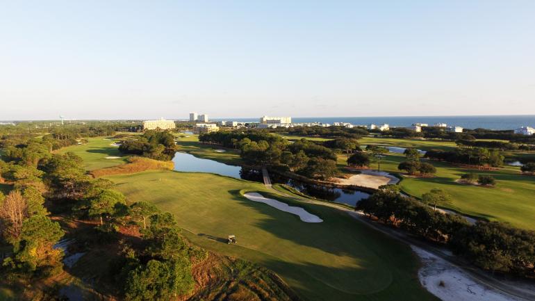 Magnífico entorno del galardonado campo de golf Kiva Dunes en Gulf Shores Magnífico entorno del galardonado campo de golf Kiva Dunes en Gulf Shores