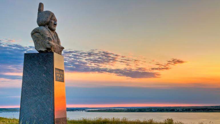 The Sitting Bull Monument, overlooking the Missouri River, near Mobridge, South Dakota The Sitting Bull Monument, overlooking the Missouri River, near Mobridge, South Dakota