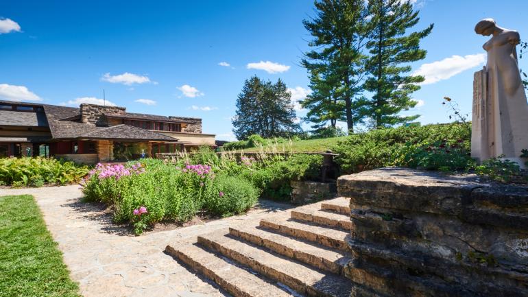 Extérieur de Taliesin, la résidence d’été de Frank Lloyd Wright à Spring Green, dans le Wisconsin Extérieur de Taliesin, la résidence d’été de Frank Lloyd Wright à Spring Green, dans le Wisconsin