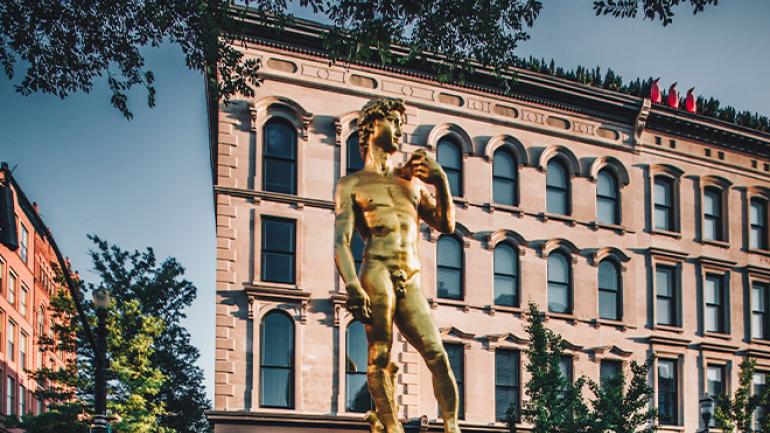 “David (inspired by Michelangelo)” sculpture by Serkan Özkaya at the 21C Museum Hotel Louisville “David (inspired by Michelangelo)” sculpture by Serkan Özkaya at the 21C Museum Hotel Louisville