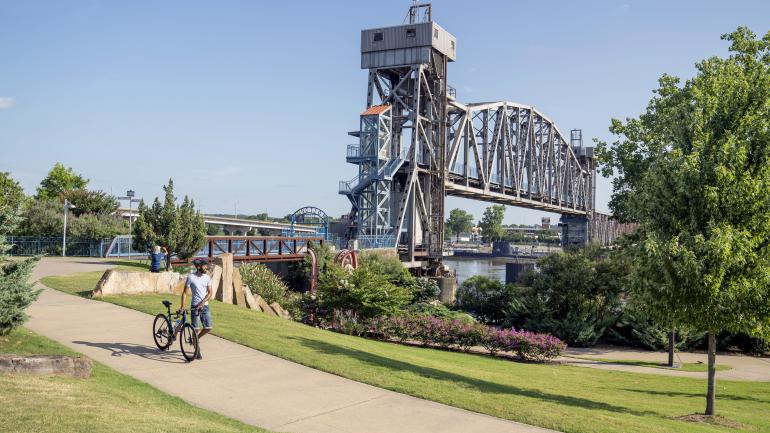 Touring the Little Rock riverfront by bicycle Touring the Little Rock riverfront by bicycle