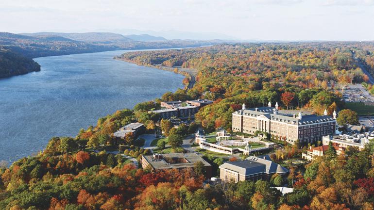 Vue aérienne du Culinary Institute of America dans la vallée de l’Hudson, État de New York Vue aérienne du Culinary Institute of America dans la vallée de l’Hudson, État de New York