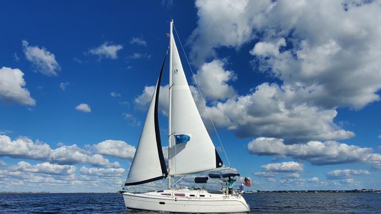 Sailing on the beautiful blue waters of Charlotte Harbor Sailing on the beautiful blue waters of Charlotte Harbor