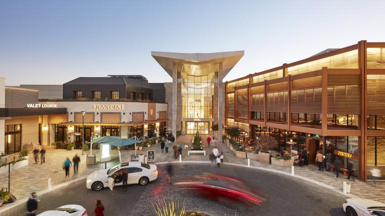 The sparkling exterior of Scottsdale Fashion Square in Scottsdale, Arizona The sparkling exterior of Scottsdale Fashion Square in Scottsdale, Arizona