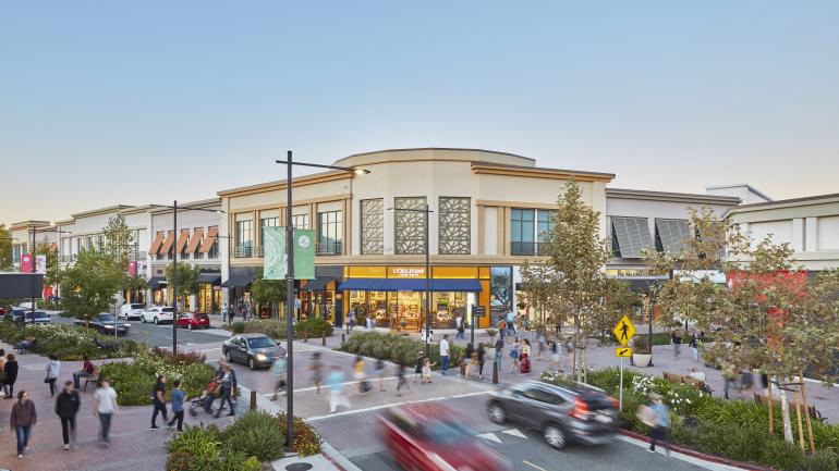 The walkable streets of Broadway Plaza in Walnut Creek, California The walkable streets of Broadway Plaza in Walnut Creek, California