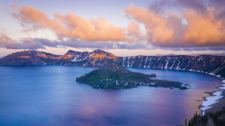 Stunning sights at Crater Lake National Park in Oregon Stunning sights at Crater Lake National Park in Oregon