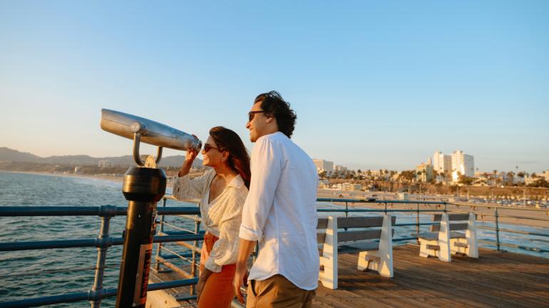Sightseeing at the Santa Monica Pier Sightseeing at the Santa Monica Pier
