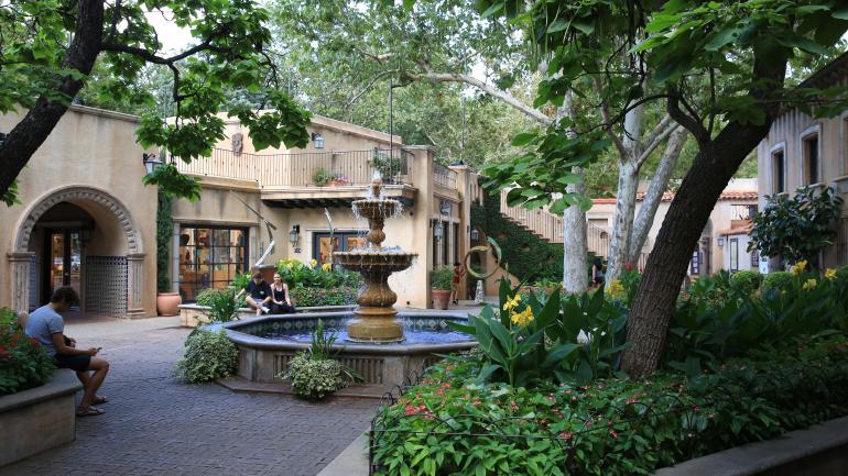 A peaceful courtyard tucked among the shops of Tlaquepaque Village A peaceful courtyard tucked among the shops of Tlaquepaque Village