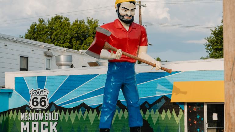 Muffler man Meadow Gold Mack welcomes visitors to Meadow Gold Mack’s Route 66 Outpost Muffler man Meadow Gold Mack welcomes visitors to Meadow Gold Mack’s Route 66 Outpost