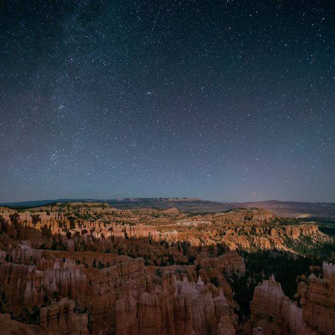 At night, more than 7,500 stars are visible in the sky above Bryce Canyon. At night, more than 7,500 stars are visible in the sky above Bryce Canyon.