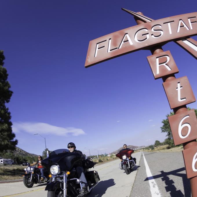 Cruising down Route 66 Cruising down Route 66
