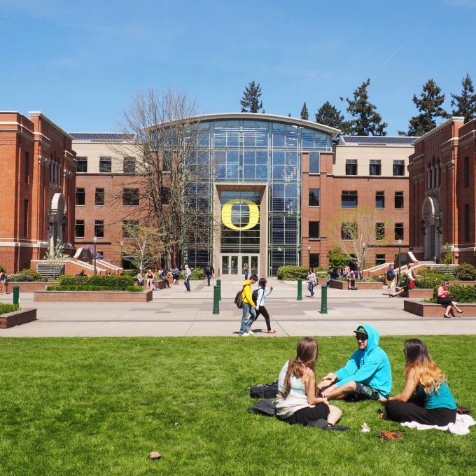 Enjoying a spring day on the University of Oregon campus in Eugene Enjoying a spring day on the University of Oregon campus in Eugene